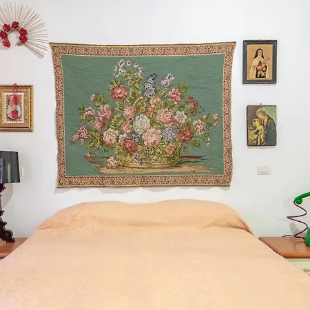 Artistic Colorful Vatican Museums Appartamento